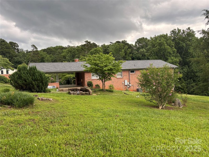 Property image 5 at 356 Lucky Hollow Road, Hickory, NC 28601