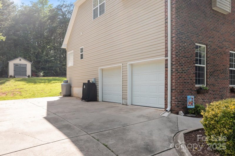 Property image 2 at 2019 Lynmore Drive, Sherrills Ford, NC 28673