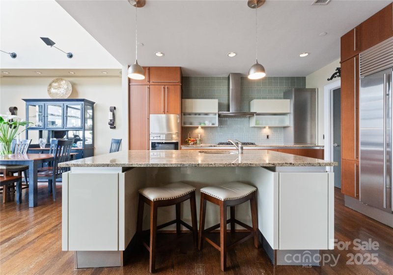 Property image 4 at 435 S Tryon Street, Charlotte, NC 28202