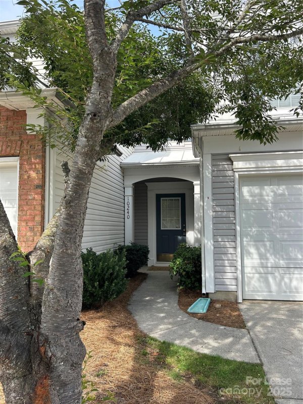 10240 Garmoyle Street