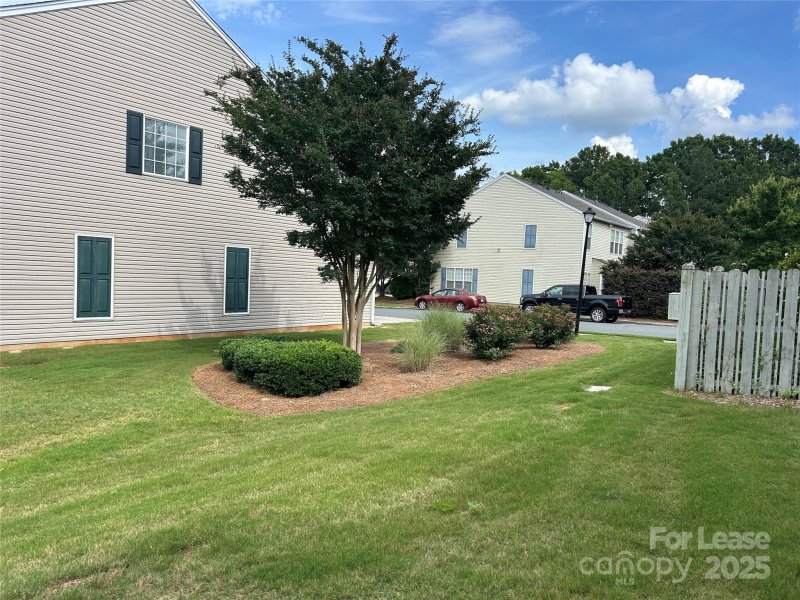 Property image 3 at 10240 Garmoyle Street, Charlotte, NC 28277