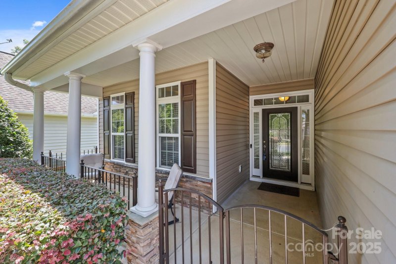 Property image 2 at 4527 Hubbard Falls Drive, Charlotte, NC 28269
