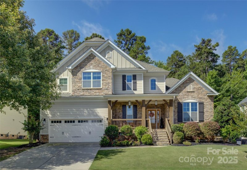 Property image 2 at 17537 Caddy Court, Charlotte, NC 28278