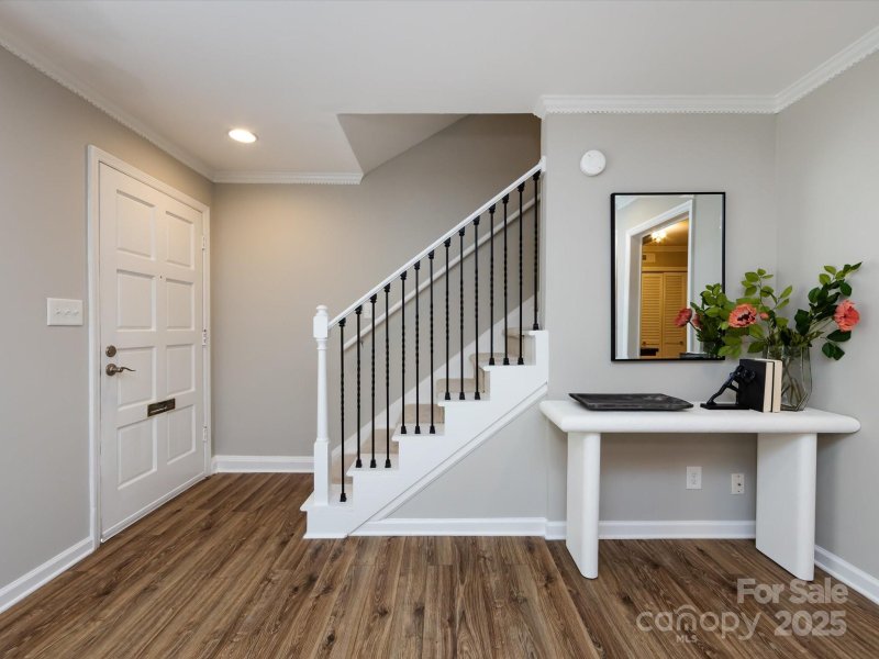 Property image 4 at 1708 Roxborough Road, Charlotte, NC 28211