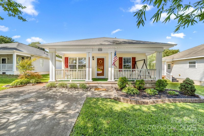 Property image 2 at 611 Church Street, Belmont, NC 28012