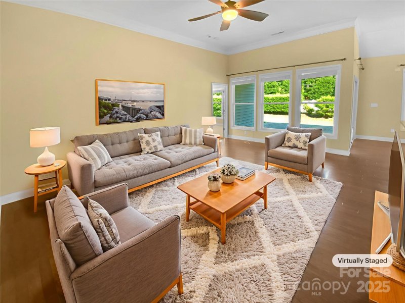 Property image 2 at 13419 Morgan Lee Avenue, Charlotte, NC 28213