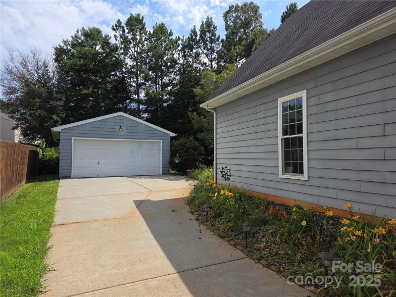 Property image 2 at 4032 Wilgrove Way Drive, Charlotte, NC 28213