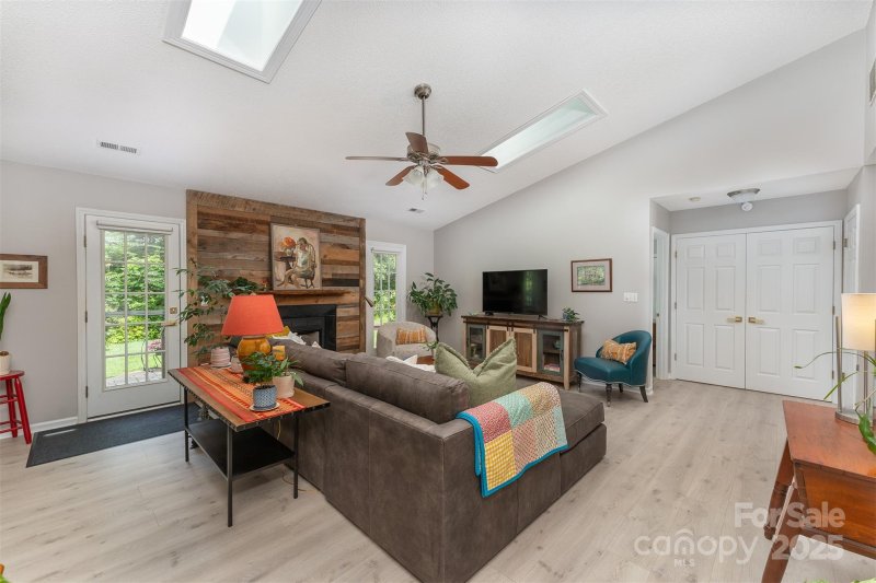 Property image 5 at 330 Stonehollow Road, Fletcher, NC 28732