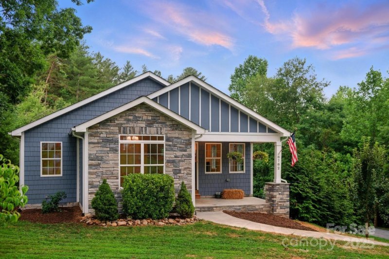 Wilson Estates, Connelly Springs Community