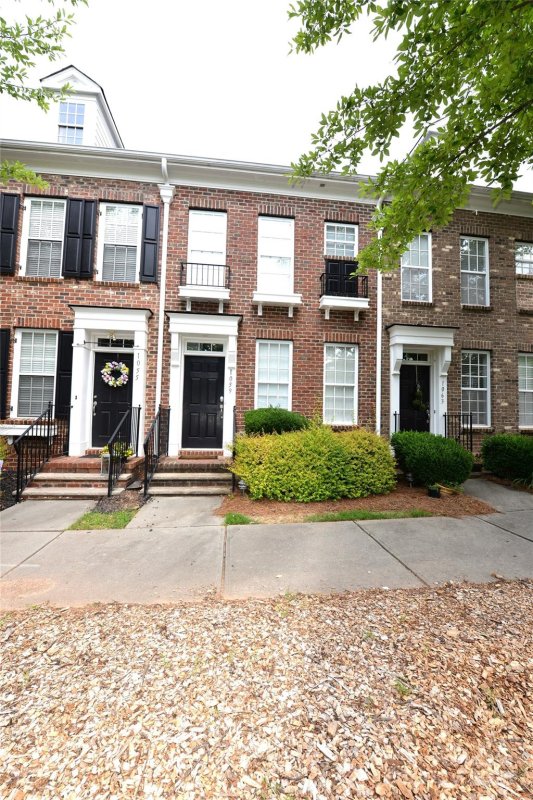 Property image 3 at 1059 Writers Way, Cornelius, NC 28031