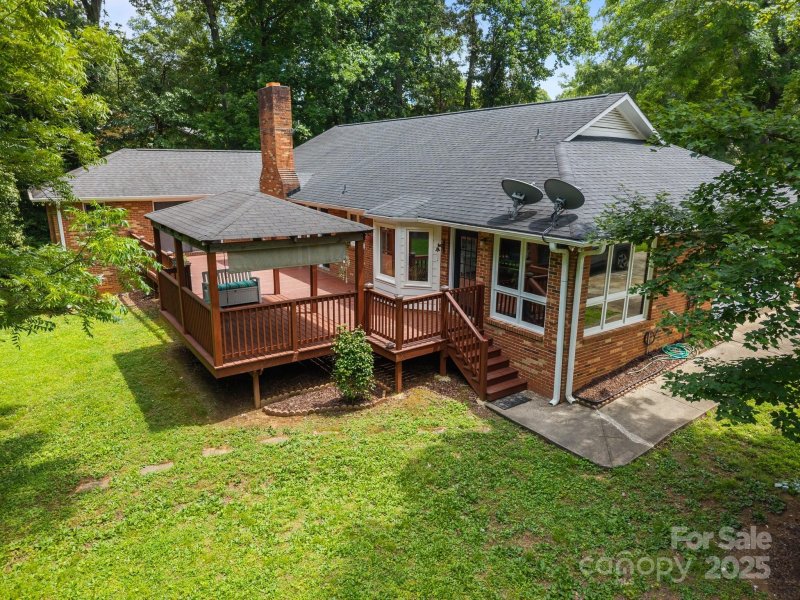 Property image 3 at 324 Swamp Fox Drive, Fort Mill, SC 29715