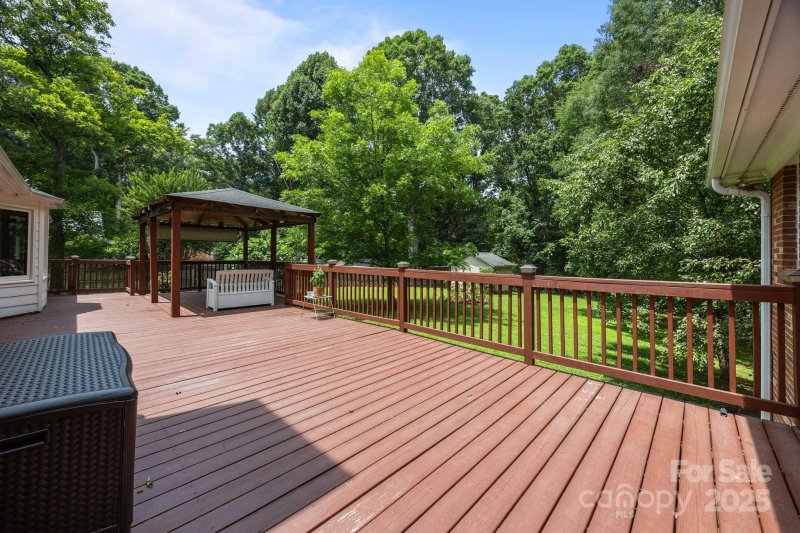 Property image 5 at 324 Swamp Fox Drive, Fort Mill, SC 29715
