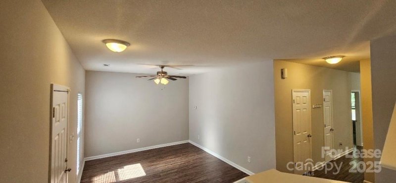 Property image 3 at 2715 Meadow Knoll Drive, Charlotte, NC 28269