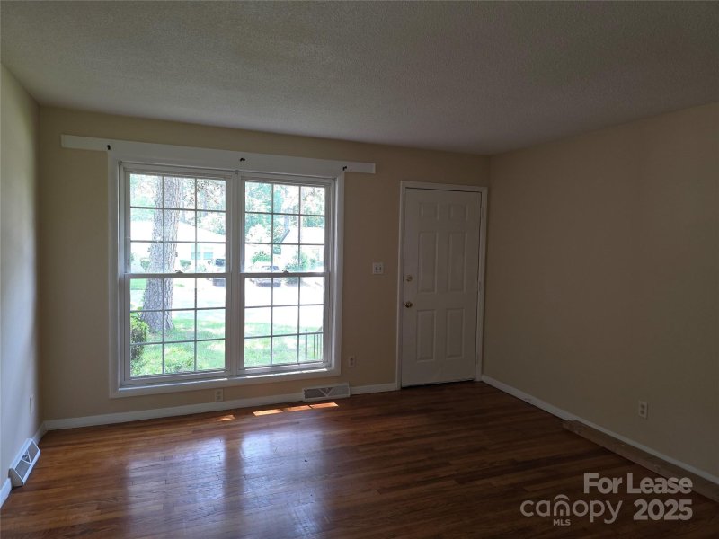 Property image 5 at 3113 Erskine Drive, Charlotte, NC 28205