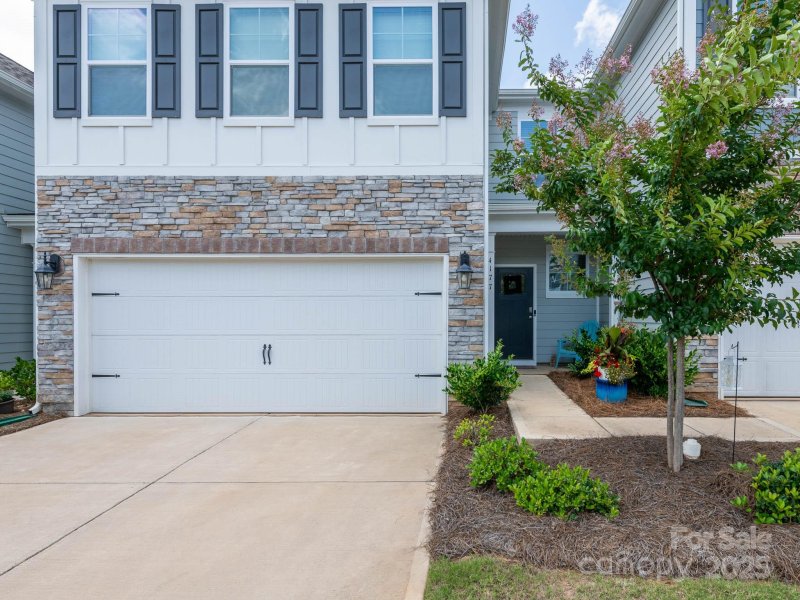 Property image 2 of 4177 Steel Way in Blackstone Bay, Sherrills Ford, NC 28673