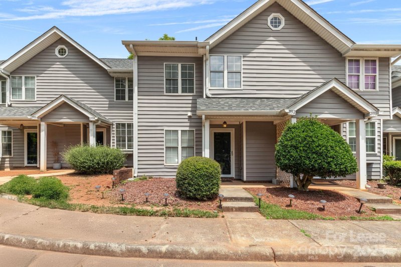 Property image 3 at 2952 Iron Gate Lane, Charlotte, NC 28212