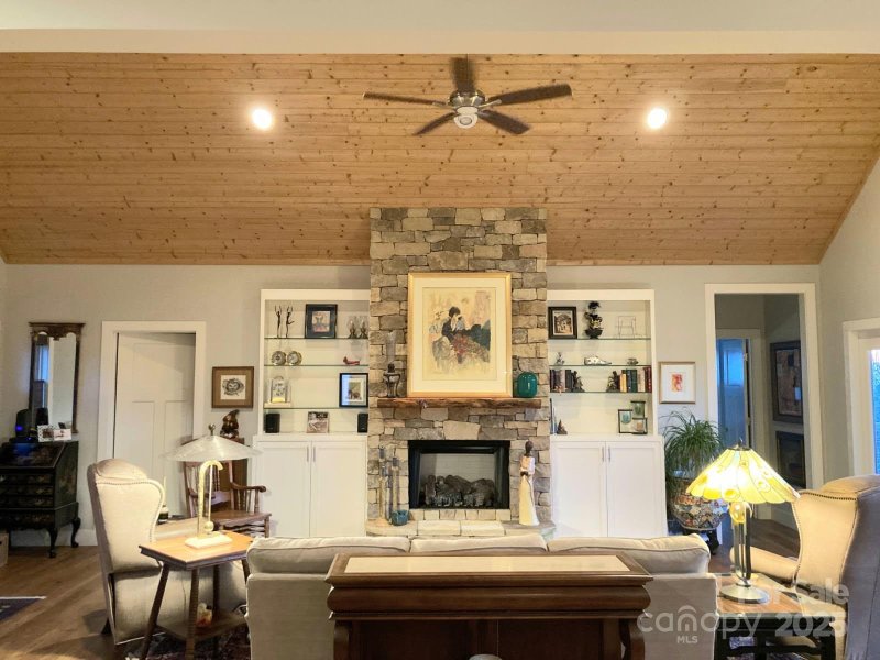 Property image 5 at 252 Eagles Eye Drive, Hendersonville, NC 28792