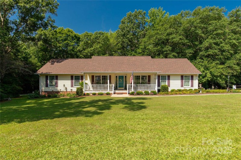 Property image 2 at 637 Freemont Drive, Lancaster, SC 29720