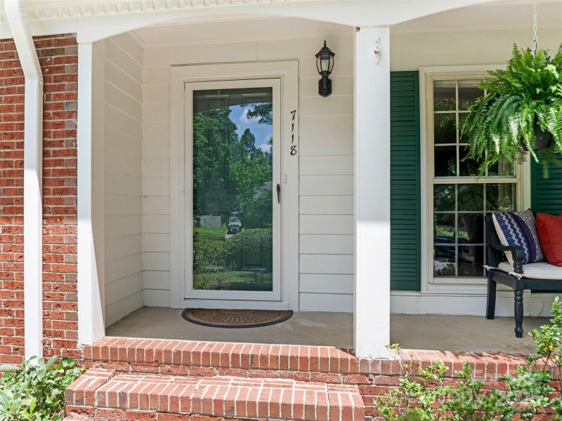 Property image 3 at 7118 Powder Mill Place, Charlotte, NC 28277