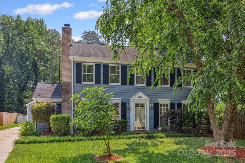 4911 Rivergreen Lane