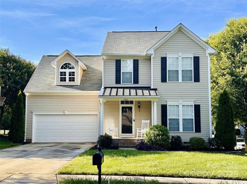 Property image 2 at 3301 Old Knobbley Oak Drive, Gastonia, NC 28056