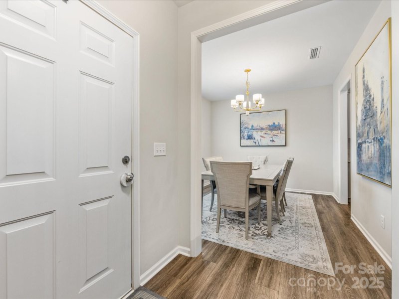 Property image 5 at 4014 Stockbrook Drive, Charlotte, NC 28215