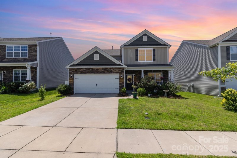 1220 Kent Downs Avenue