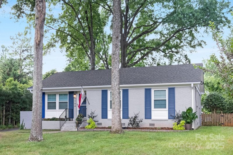 Property image 2 at 1744 Emerywood Drive, Charlotte, NC 28210