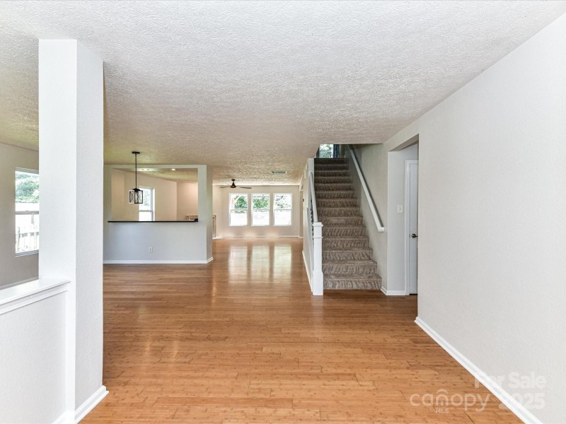 Property image 3 of 14307 Hartwell Farm Drive in Hartwell, Charlotte, NC 28278