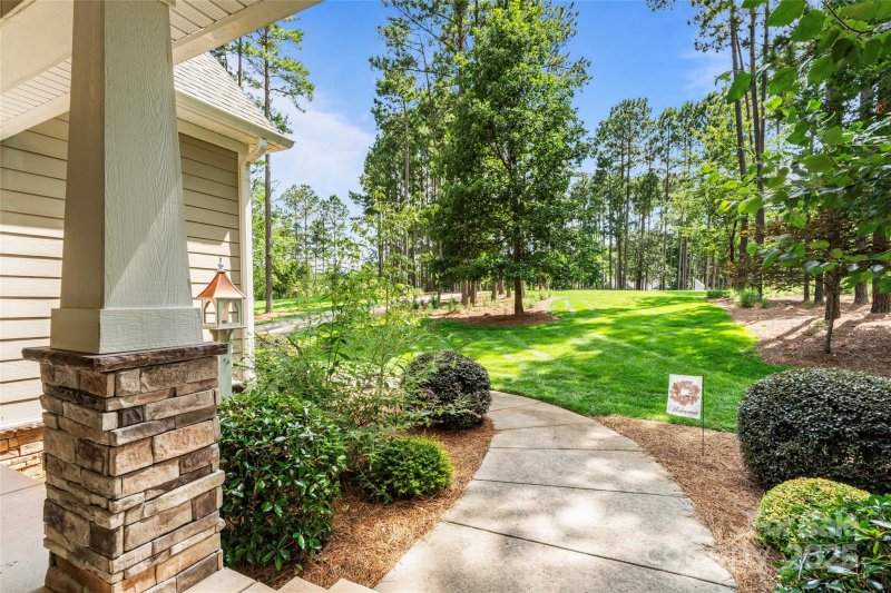 Property image 3 at 109 Trent Pines Drive, Mooresville, NC 28117