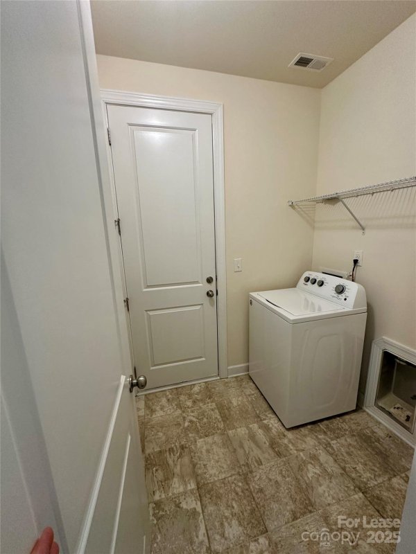 Property image 4 at 5607 Garrow Glen Road, Charlotte, NC 28278