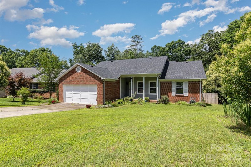 Property image 2 at 9520 Marshbrooke Road, Matthews, NC 28105