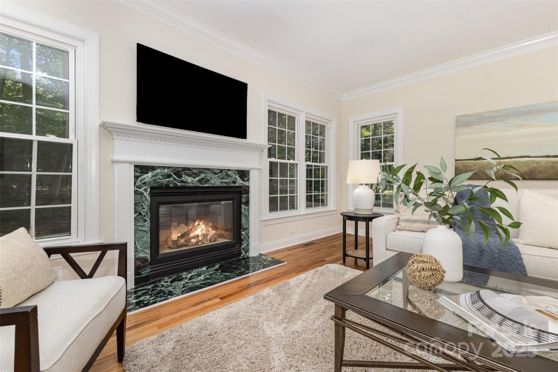 2919 Shady Reach Lane