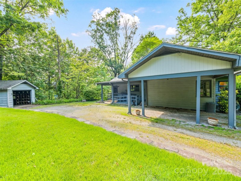 Property image 5 of 88 Laurel Loop in Wild Acres, Maggie Valley, NC 28751