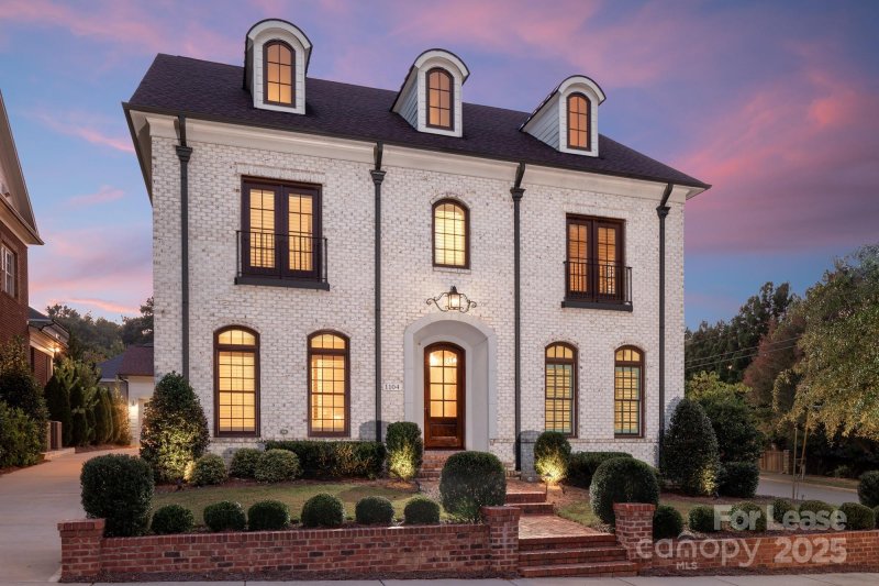 1104 Churchill Commons Drive