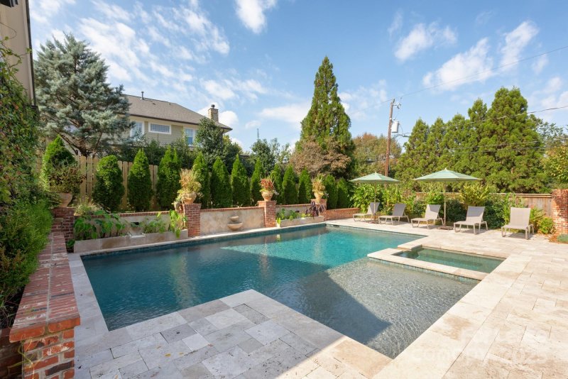 Property image 4 at 1104 Churchill Commons Drive, Charlotte, NC 28211