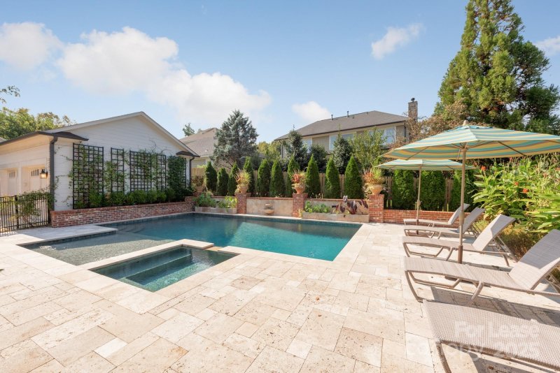 Property image 5 at 1104 Churchill Commons Drive, Charlotte, NC 28211