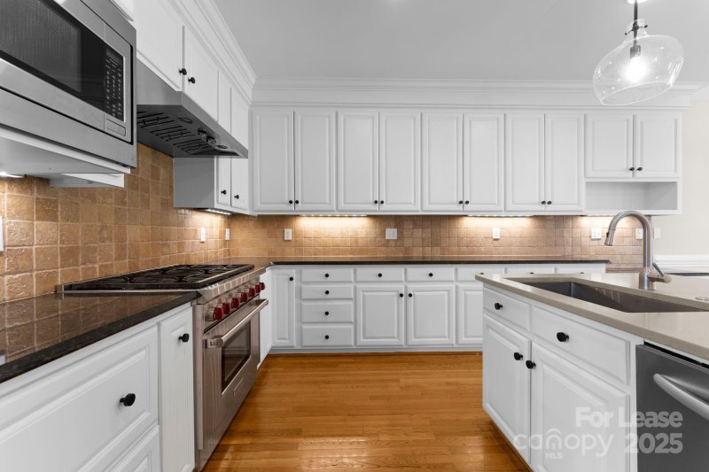 Property image 4 of 2134 Glade Hill Road in Bailewick, Charlotte, NC 28270