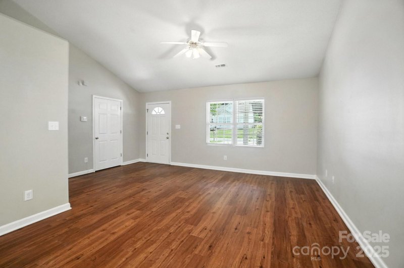 Property image 5 at 2239 Blue Hampton Lane, Charlotte, NC 28213