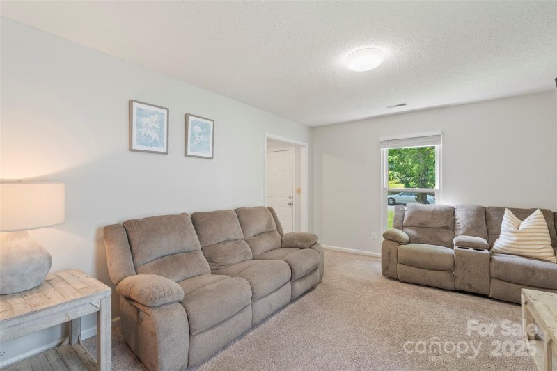 Property image 4 of 2012 Killarney Place in Wexford, Charlotte, NC 28262