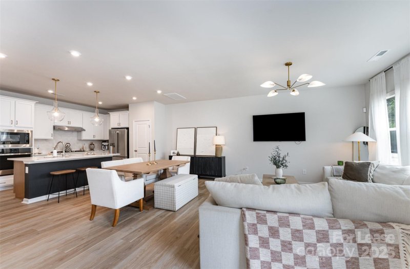 Property image 2 at 514 Myrick Alley, Charlotte, NC 28217