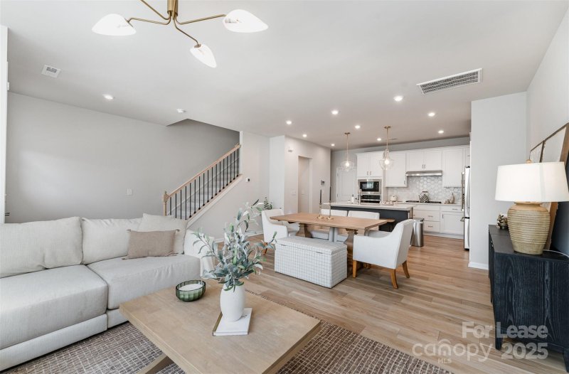 Property image 4 at 514 Myrick Alley, Charlotte, NC 28217