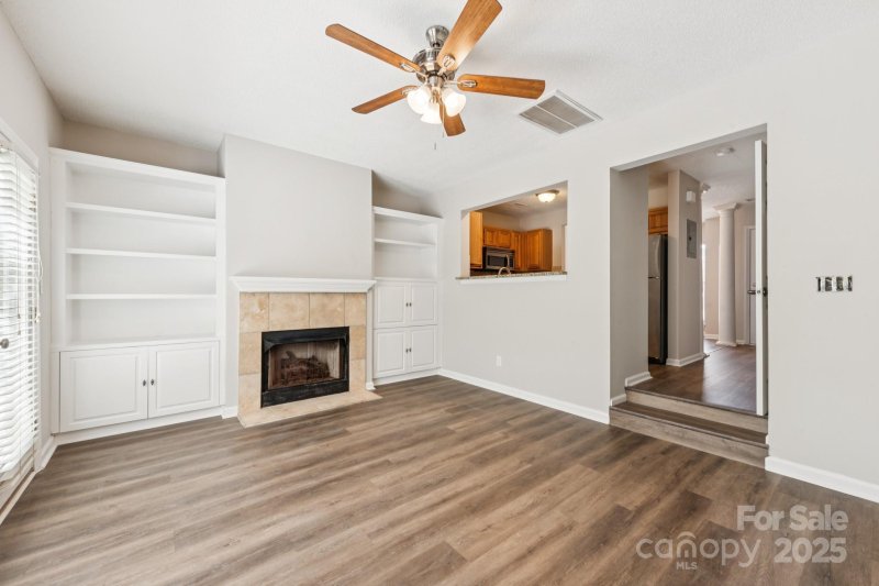 Property image 4 of 17431 Tuscany Lane in Vineyard Point, Cornelius, NC 28031