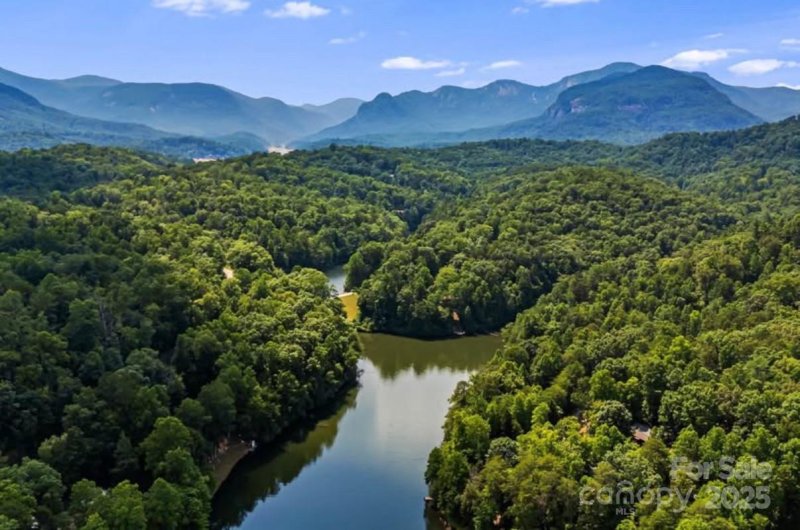 Property image 4 of 230 Mallard Road in Riverbend at Lake Lure, Lake Lure, NC 28746