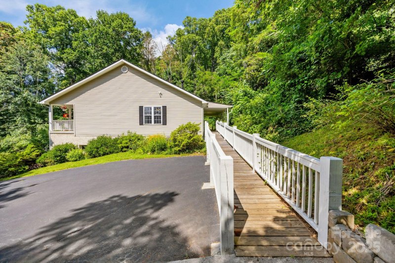 Property image 5 of 73 Waters Road in Haw Creek Heights, Asheville, NC 28805