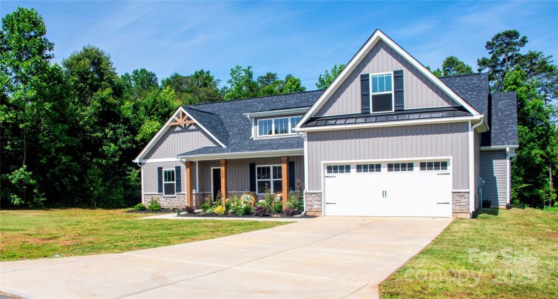 Property image 2 at 205 Spring Creek Drive, Mount Holly, NC 28120