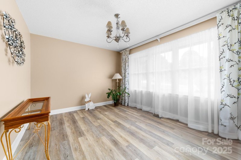 Property image 5 of 7029 Forest Hills Drive in Forest Hills, Denver, NC 28037