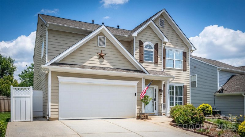 Property image 2 at 115 Morrocroft Lane, Mooresville, NC 28117