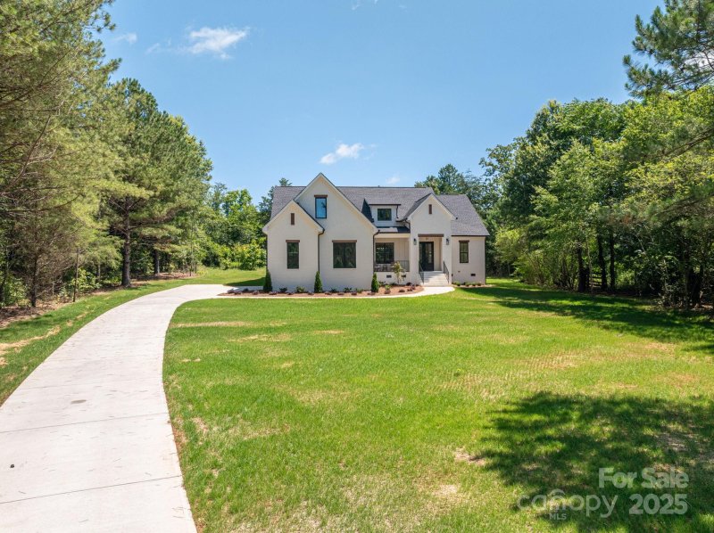 Property image 2 at 1062 Sage Pine Circle, Clover, SC 29710