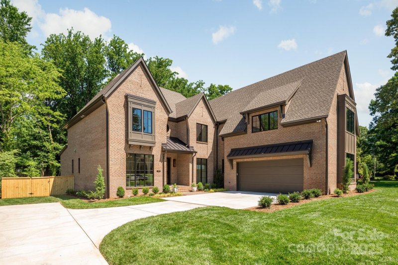 Property image 2 at 412 Jefferson Drive, Charlotte, NC 28270